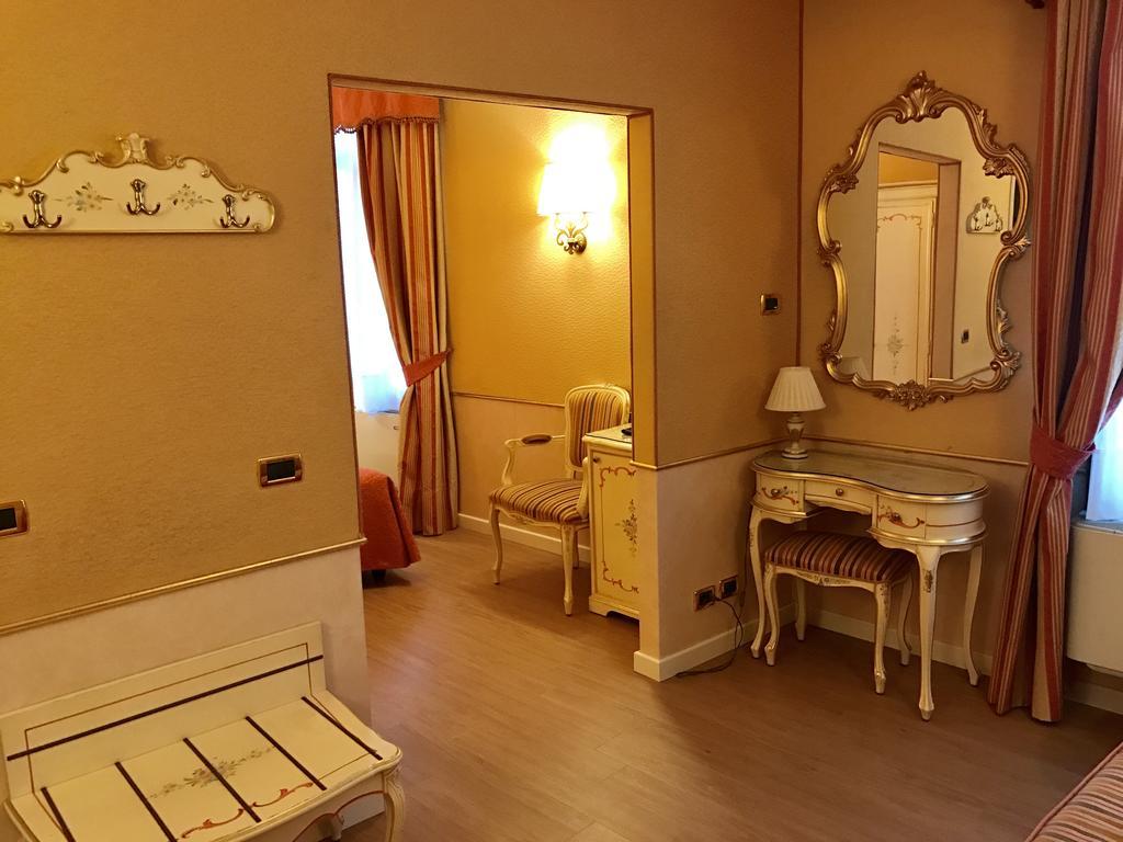 Hotel Casa Burchielle à Venise Extérieur photo