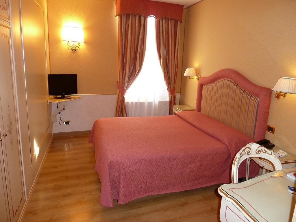Hotel Casa Burchielle à Venise Extérieur photo